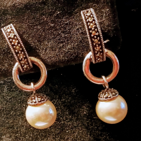 JJ Judith Jack Sterling Silver  Marcasite Drop down dangling Faux Pearl Earrings - Picture 7 of 11